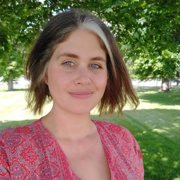 Meet your Posher, Brittany - Picture 1 of 1